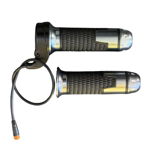 Full Twist Throttle & Grip (Leopard & Puma) 